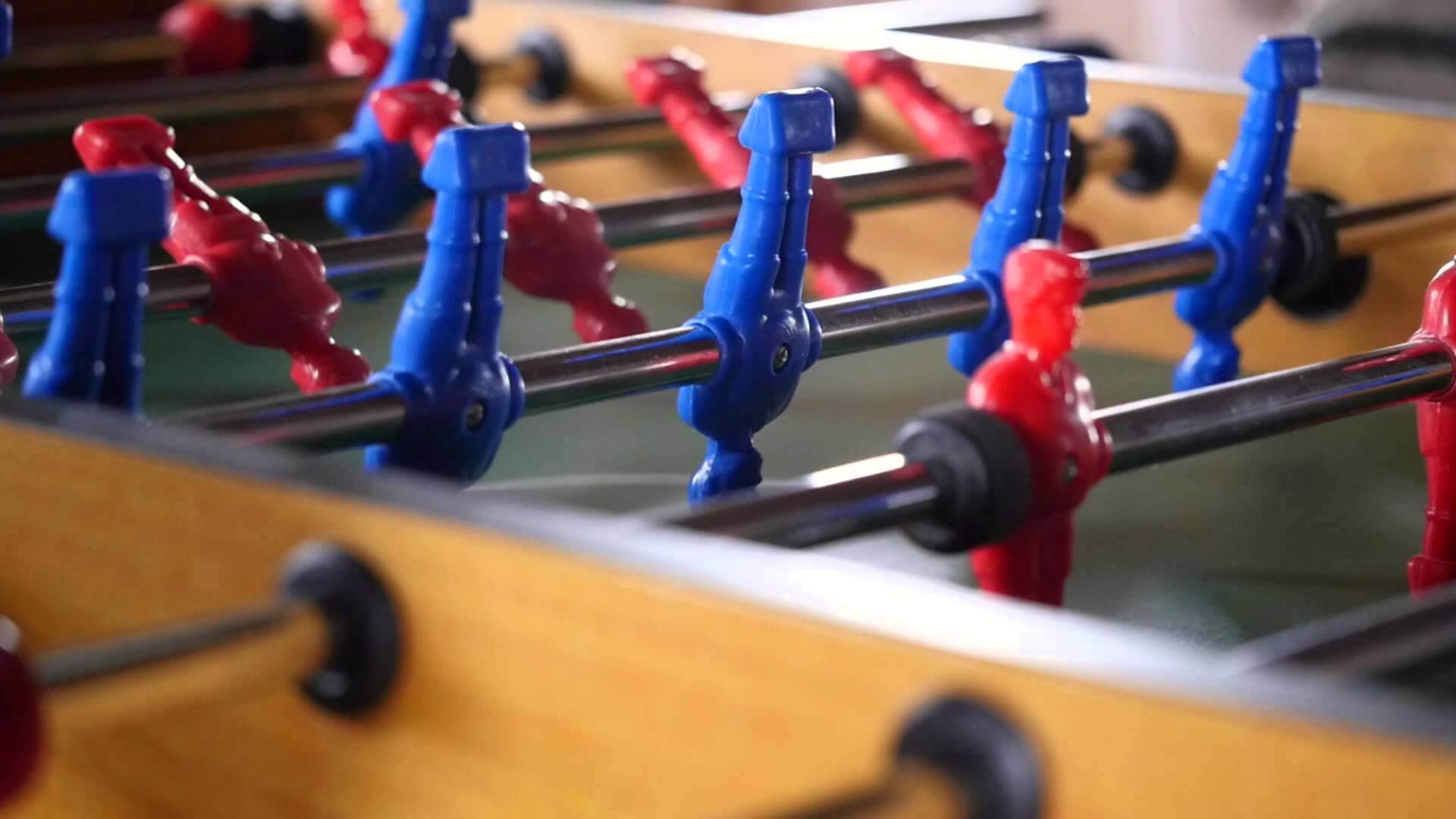 Top 5 Hathaway Foosball Tables (2022) Features & Reviews